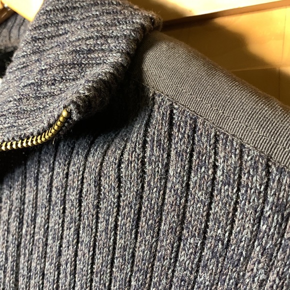 Calvin Klein Jeans (M) - Picture 5 of 16